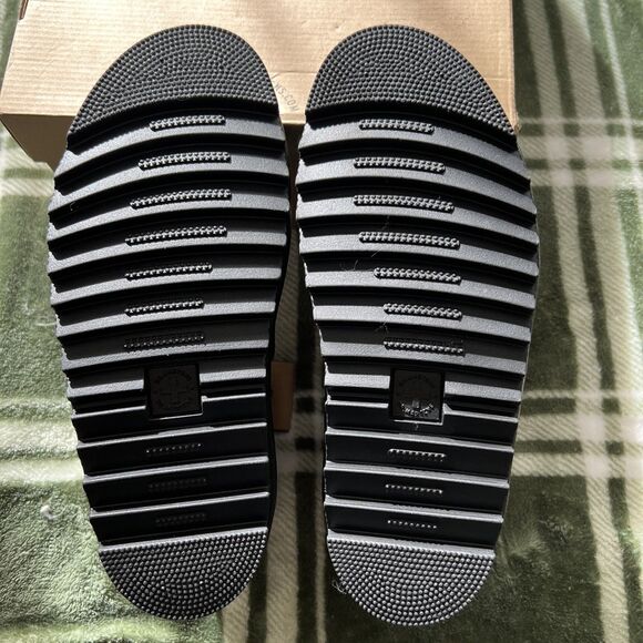 DR. MARTENS WOMEN'S BLAIRE SANDAL SIZE 8 BLACK BRANDO LEATHER  24191001 - Picture 9 of 10